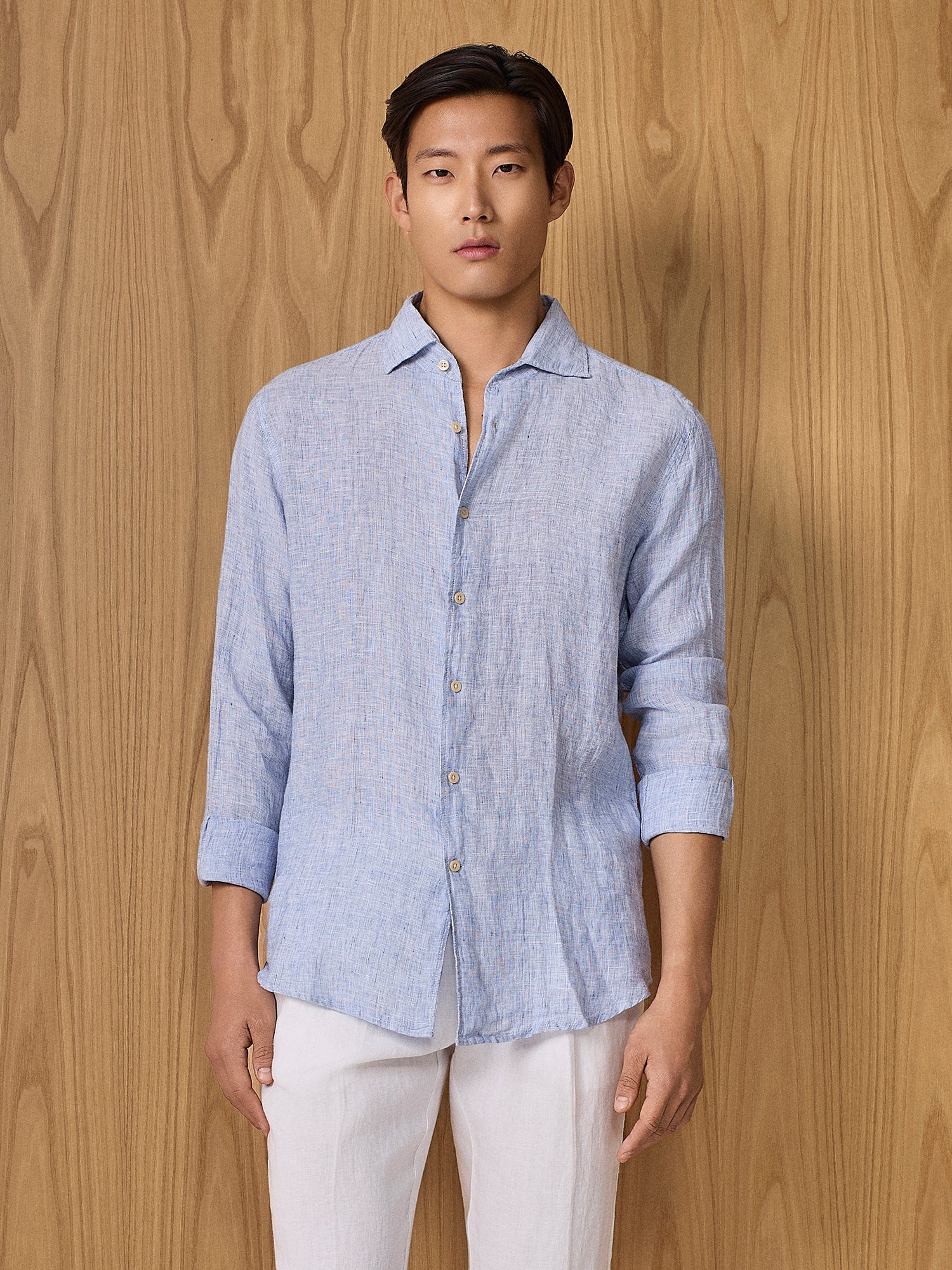 Camicia in lino punto spillo celeste
