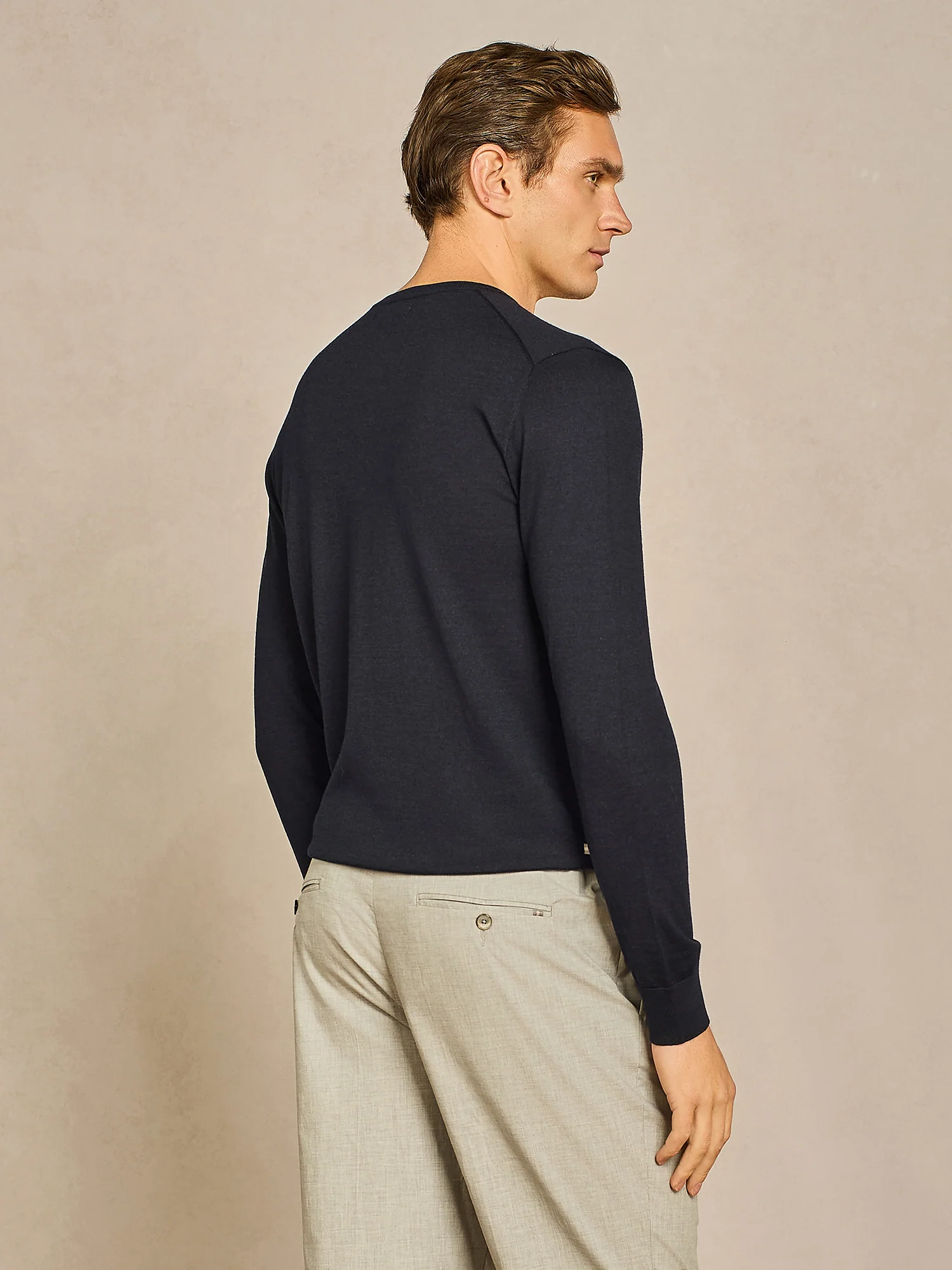 Girocollo in maglia misto seta e cashmere blu - Image 4
