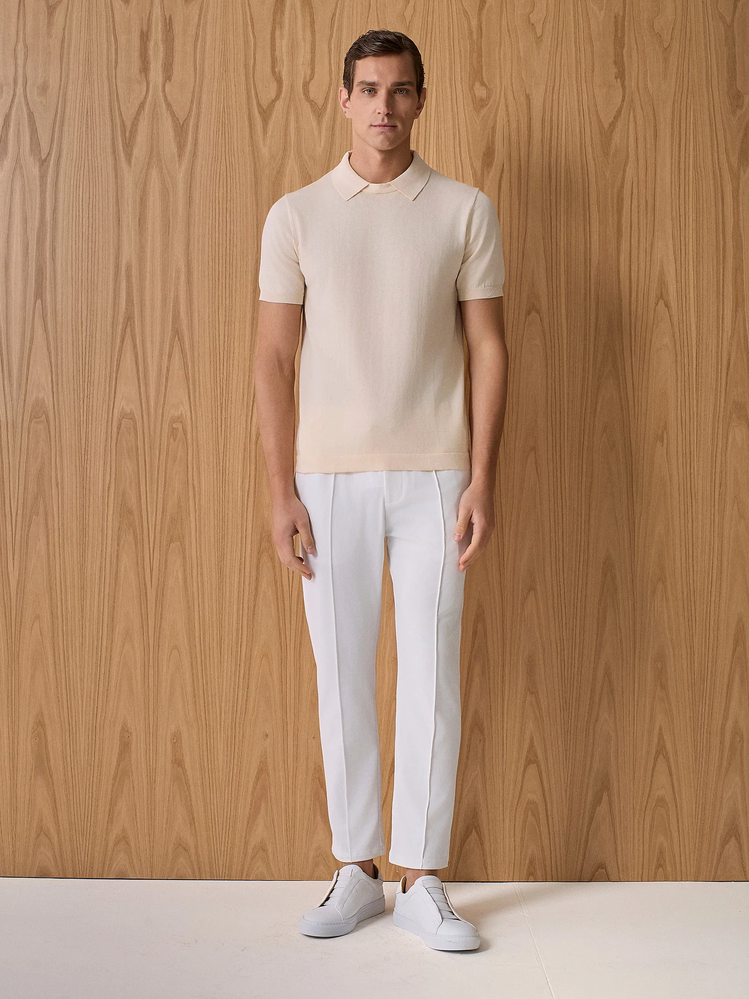 Polo girocollo in maglia apricot - Image 3