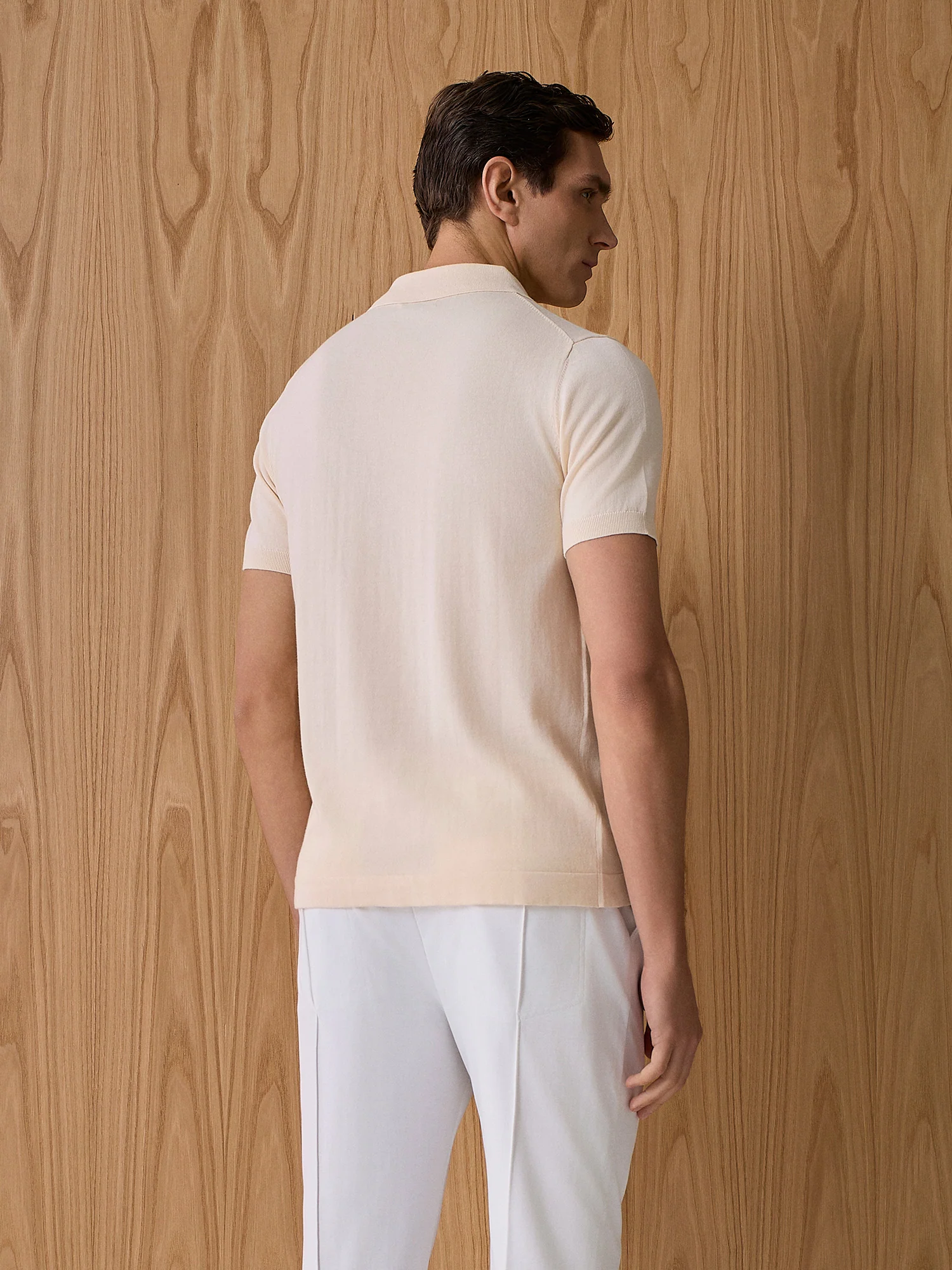 Polo girocollo in maglia apricot - Image 4