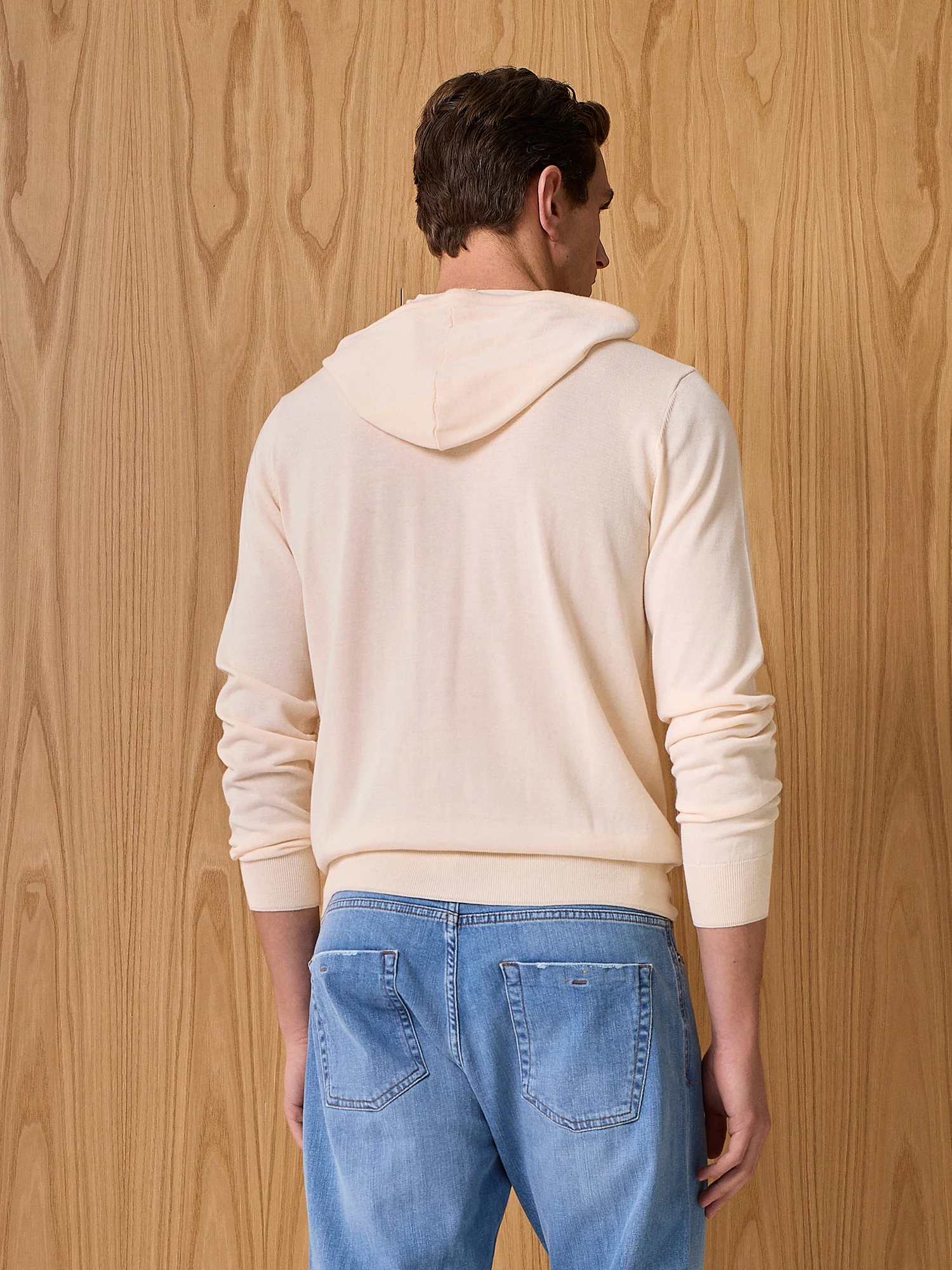 Maglia ultralight con cappuccio apricot - Image 4