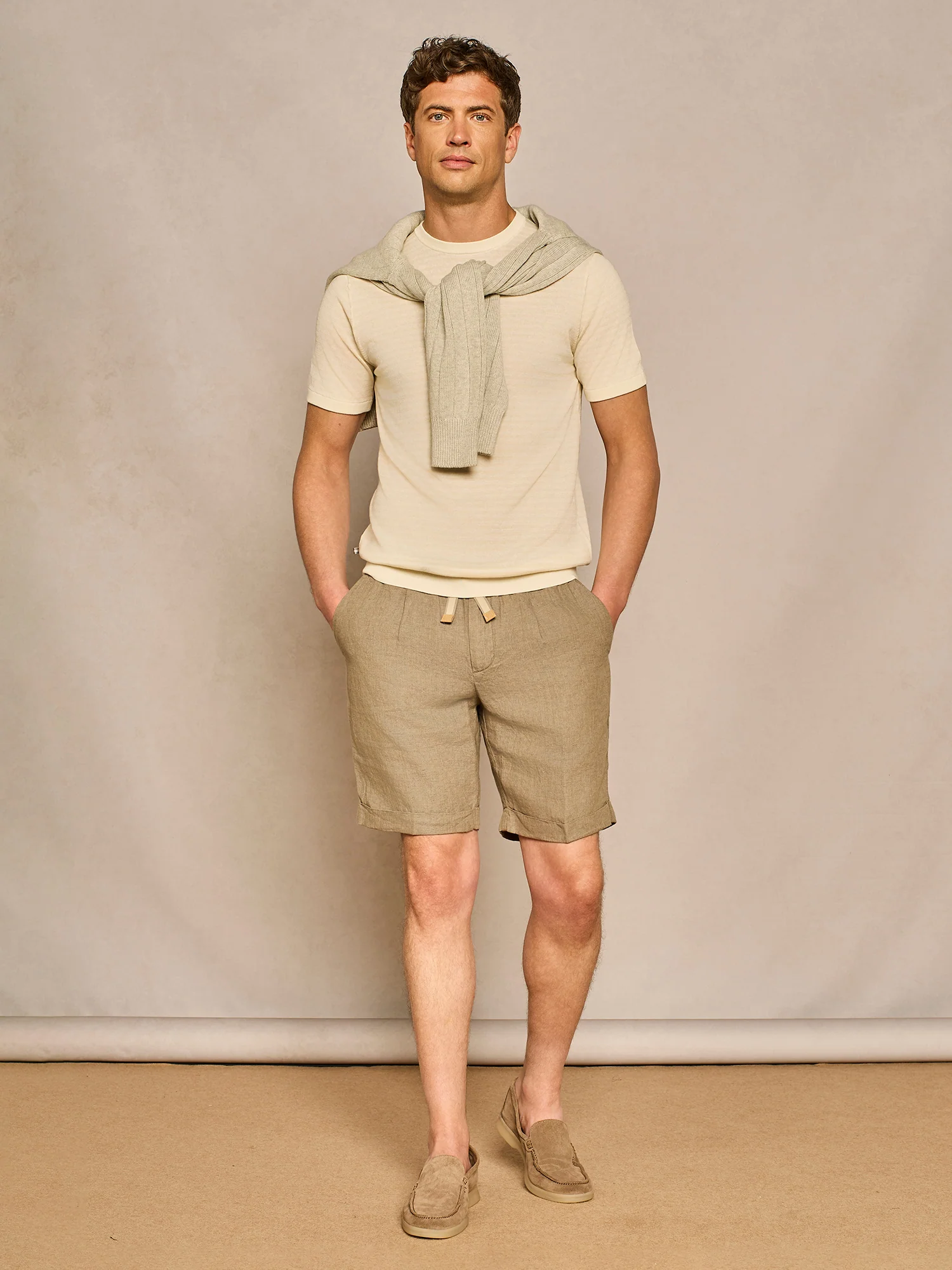 T-shirt in maglia a righe beige - Image 3