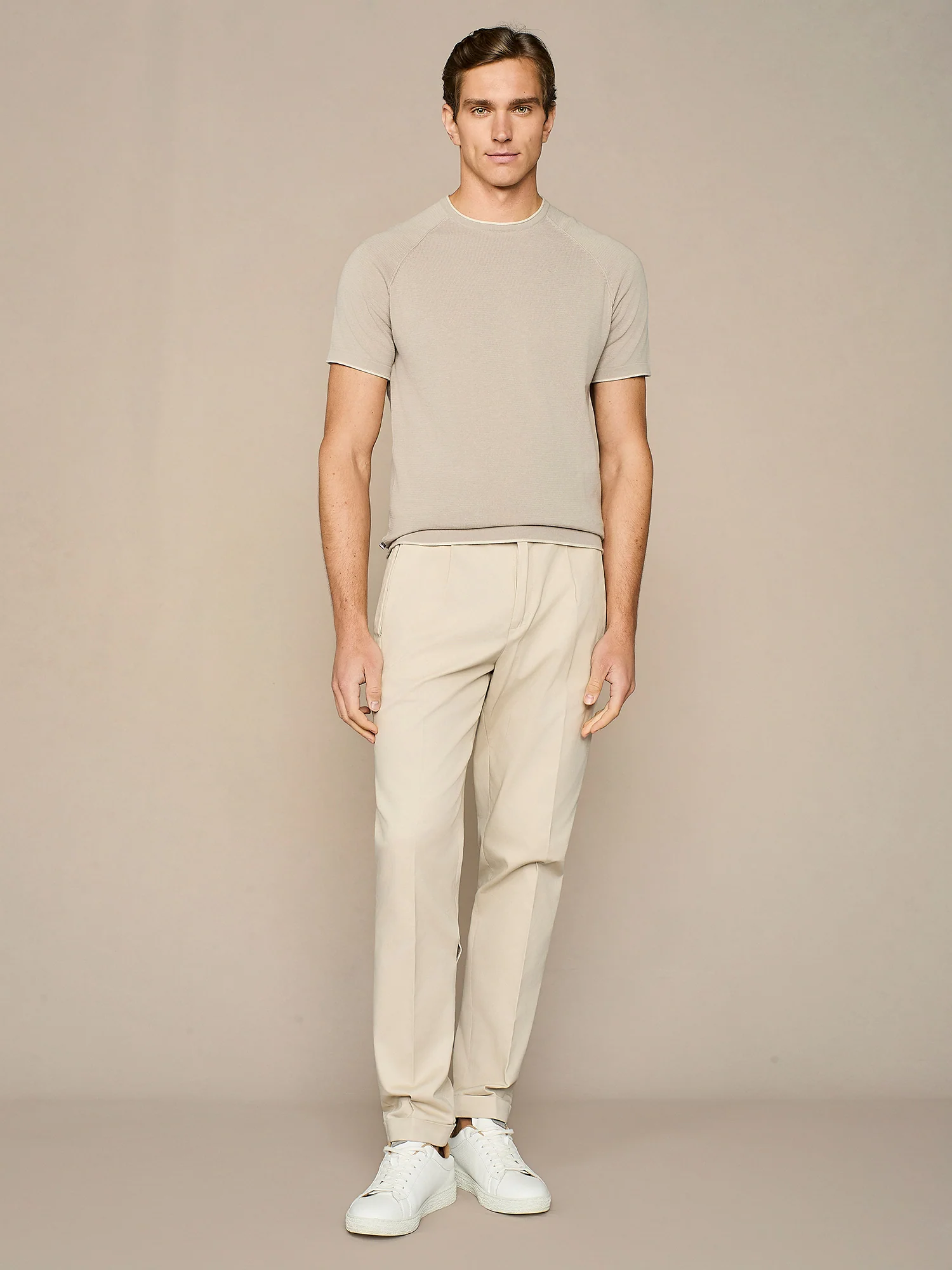 T-shirt roll-end in maglia taupe - Image 3
